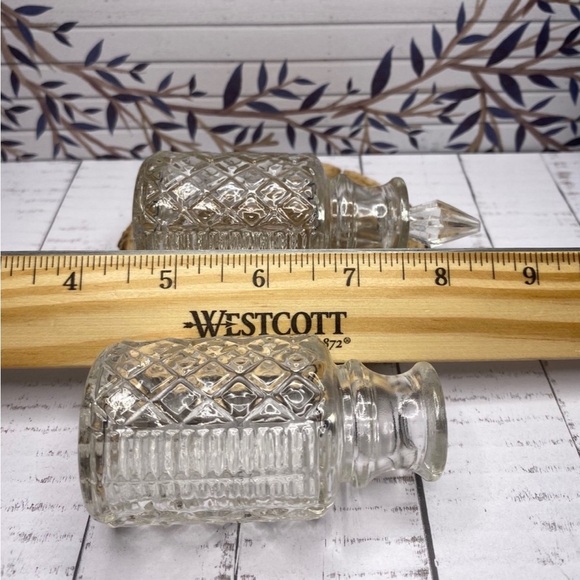 VINTAGE Cut Glass Bottles w/ Plastic Stoppers - Picture 6 of 9
